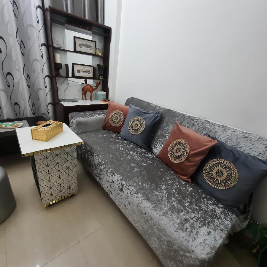 Beach Side Private Room Near Expo Center 샤르자 외부 사진